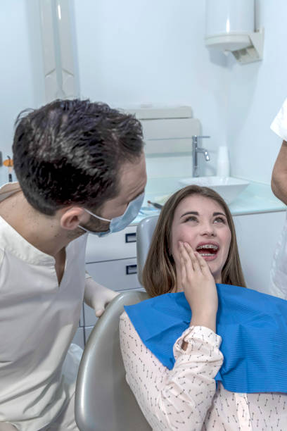 Best Walk-In Emergency Dental Services in Encinal, TX