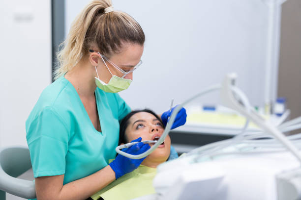 Best Emergency Wisdom Tooth Extraction in Encinal, TX